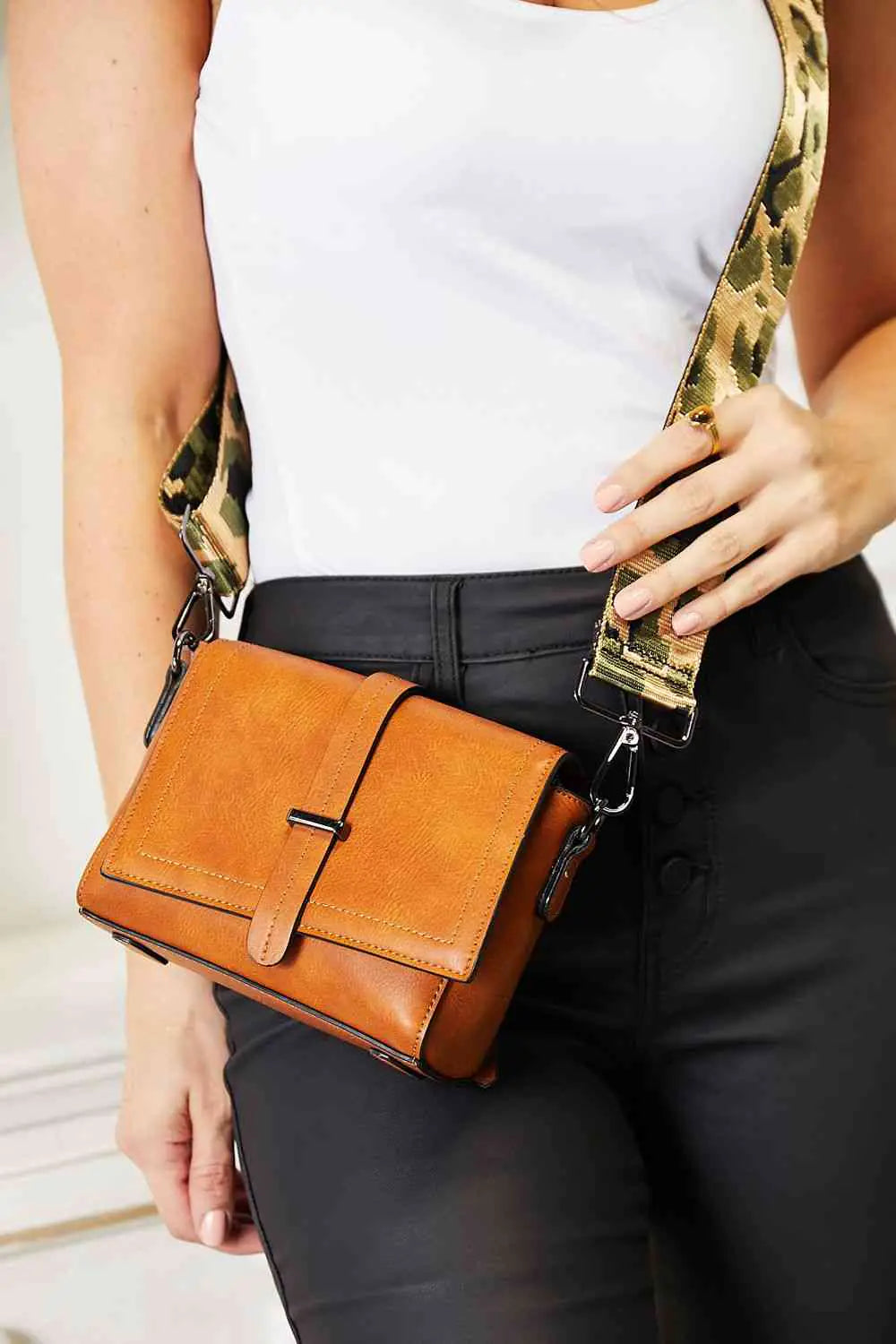 Sammy Wide Strap Crossbody